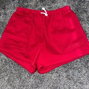 Ptula “The Cozy Sweat Short” in holiday red